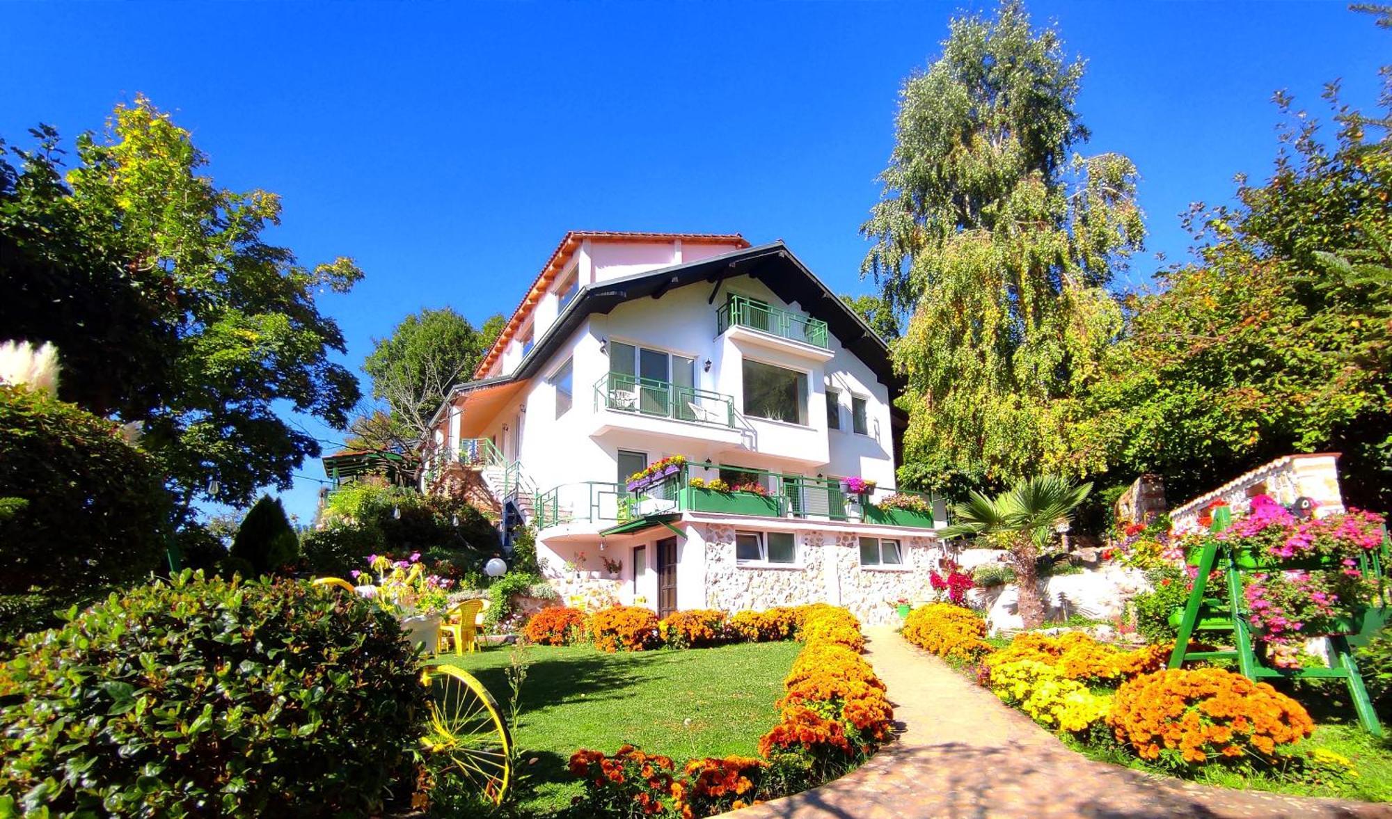 Villa Forest Paradise Охрид Экстерьер фото